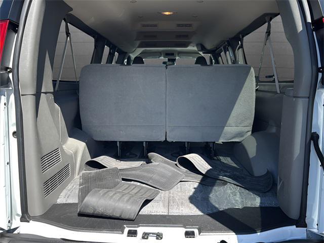 Photo of 2024 Summit White Chevrolet Express 3500