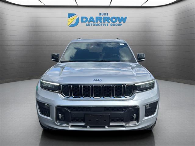 Photo of 2021 Silver Zynith Jeep Grand Cherokee L