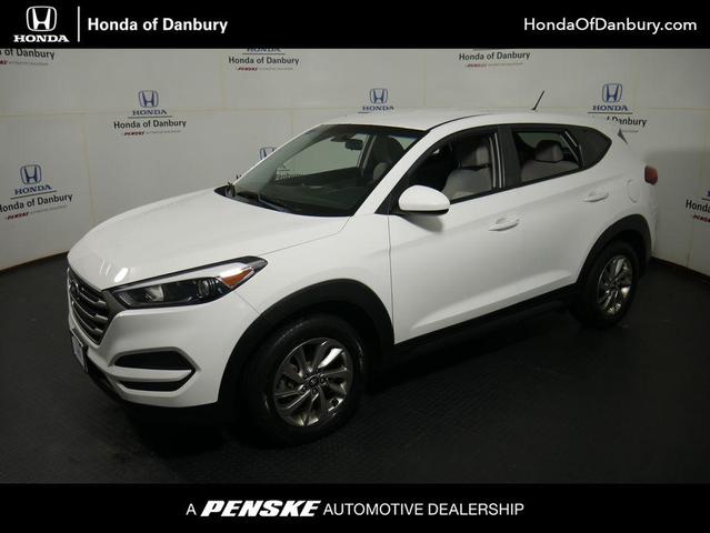 Photo of 2018 Dazzling White Hyundai TUCSON