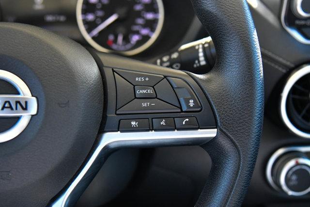 Photo of 2023 Brilliant Silver Metallic Nissan Sentra
