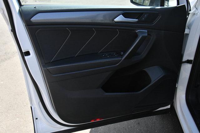 Photo of 2022 Pure White Volkswagen Tiguan