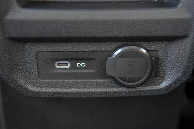 Photo of 2022 Pure White Volkswagen Tiguan