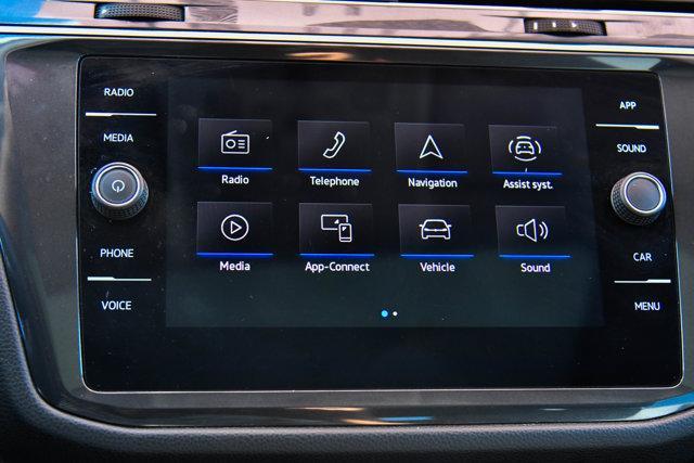 Photo of 2022 Pure White Volkswagen Tiguan