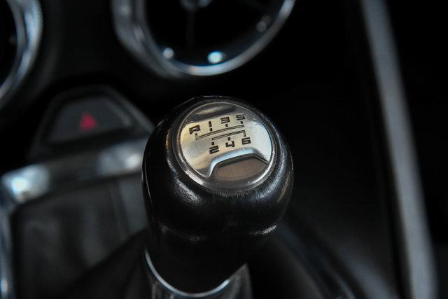 Photo of 2020 Summit White Chevrolet Camaro