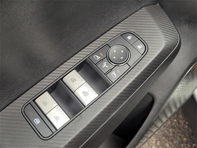 Photo of 2025 Alloy Silver Metallic Mitsubishi Outlander