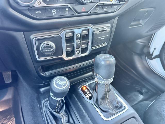 Photo of 2022 Bright White Clearcoat Jeep Wrangler Unlimited