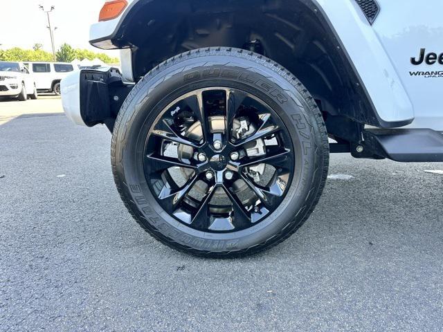 Photo of 2022 Bright White Clearcoat Jeep Wrangler Unlimited
