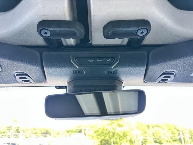 Photo of 2022 Bright White Clearcoat Jeep Wrangler Unlimited