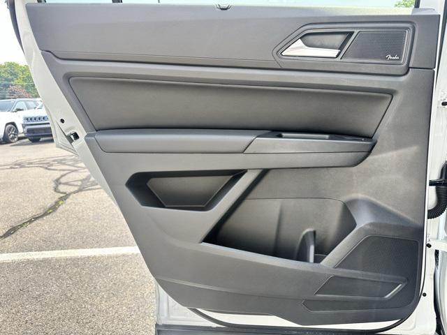 Photo of 2020 Pure White Volkswagen Atlas Cross Sport