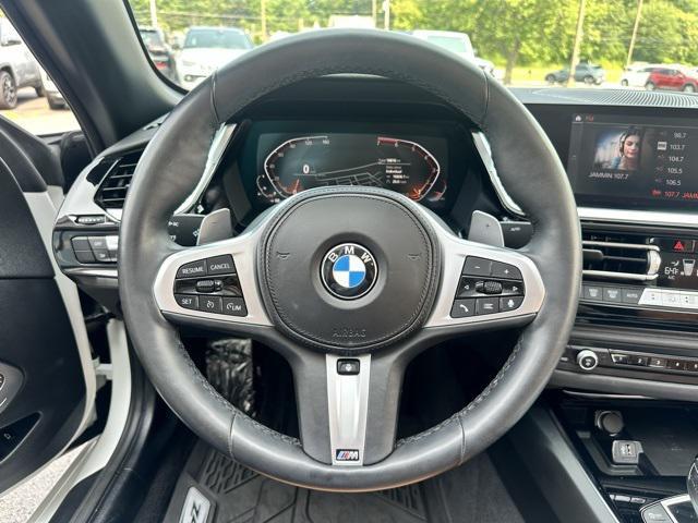 Photo of 2023 Alpine White BMW Z4