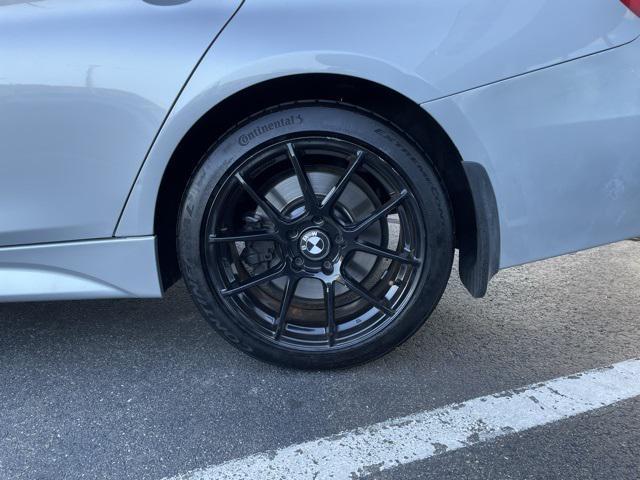 Photo of 2015 Glacier Silver Metallic BMW 335