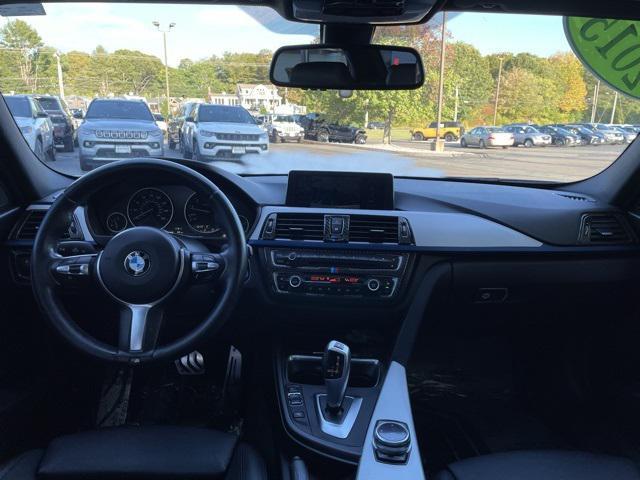 Photo of 2015 Glacier Silver Metallic BMW 335