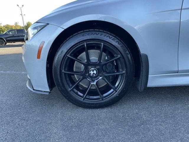 Photo of 2015 Glacier Silver Metallic BMW 335