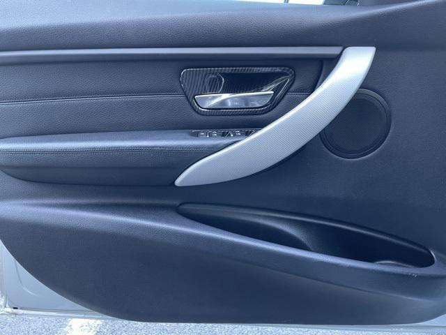 Photo of 2015 Glacier Silver Metallic BMW 335