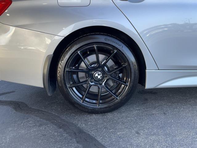 Photo of 2015 Glacier Silver Metallic BMW 335