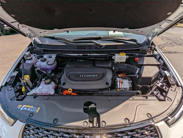 Photo of 2023 Bright White Clearcoat Chrysler Pacifica Hybrid