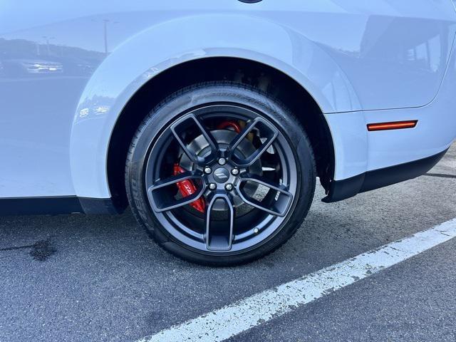 Photo of 2021 White Knuckle Clearcoat Dodge Challenger