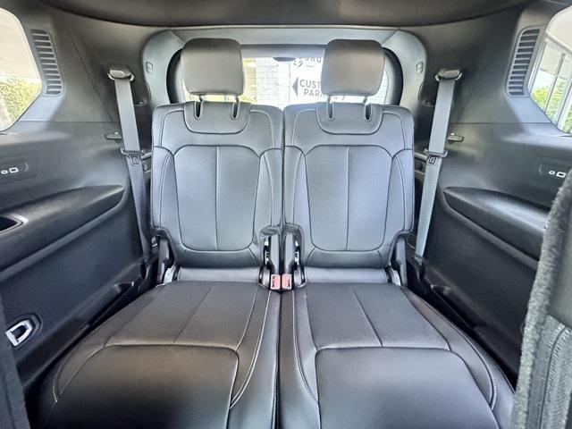 Photo of 2025 Diamond Black Crystal Pearlcoat Jeep Grand Cherokee L