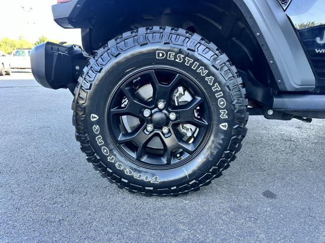 Photo of 2021 Black Clearcoat Jeep Wrangler