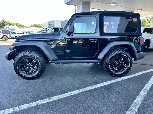 Photo of 2021 Black Clearcoat Jeep Wrangler