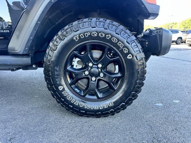 Photo of 2021 Black Clearcoat Jeep Wrangler