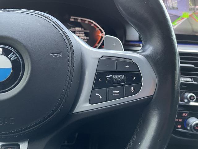Photo of 2021 Carbon Black Metallic BMW 540