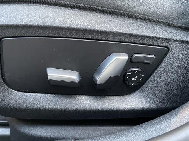 Photo of 2021 Carbon Black Metallic BMW 540