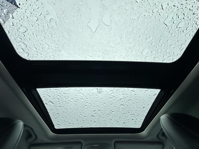 Photo of 2022 Granite Crystal Metallic Clearcoat Jeep Cherokee
