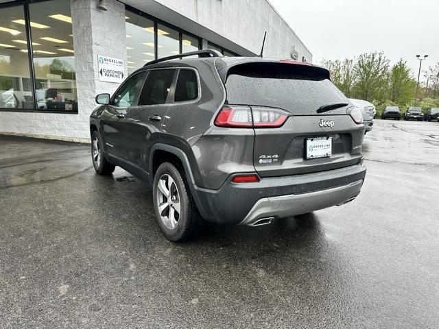Photo of 2022 Granite Crystal Metallic Clearcoat Jeep Cherokee