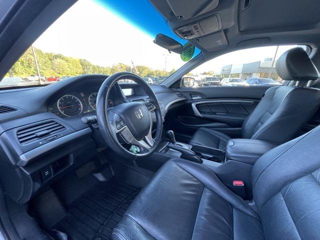 Photo of 2010 Alabaster Silver Metallic Honda Accord