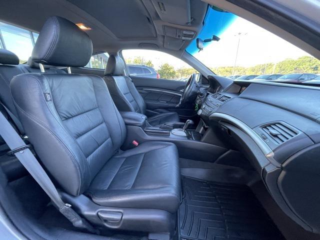 Photo of 2010 Alabaster Silver Metallic Honda Accord