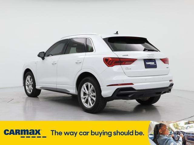 Photo of 2022 White Audi Q3