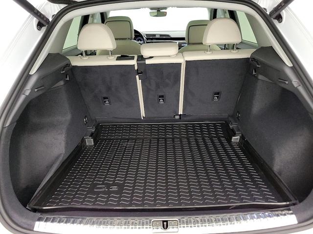 Photo of 2022 White Audi Q3