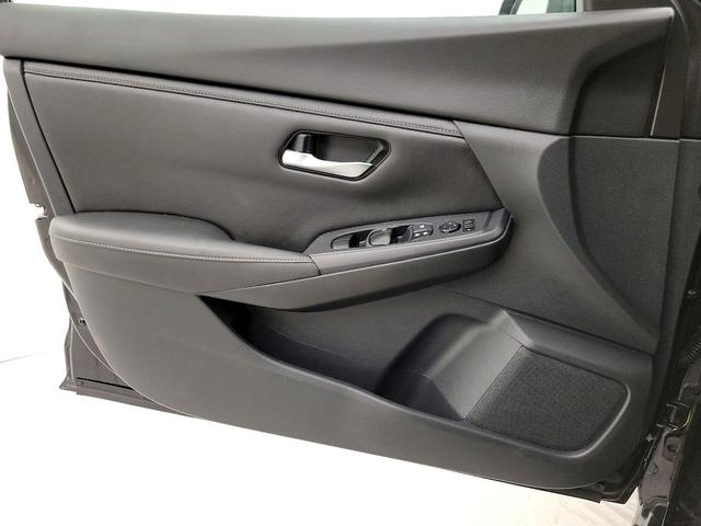 Photo of 2020 Black Nissan Sentra