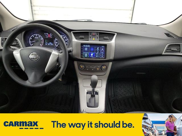 Photo of 2013 Black Nissan Sentra