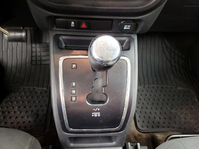 Photo of 2015 Gray Jeep Patriot