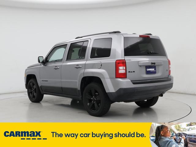 Photo of 2015 Gray Jeep Patriot