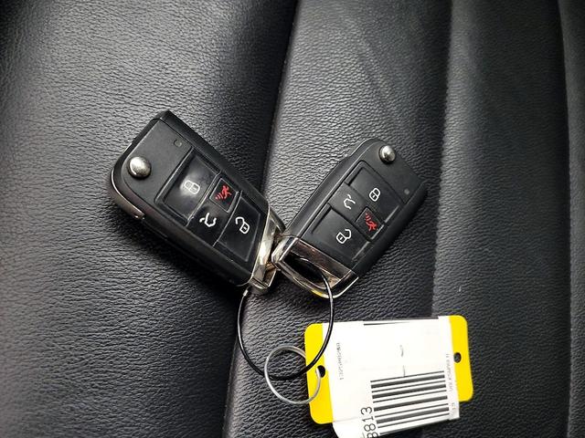 Photo of 2019 Red Volkswagen Golf GTI