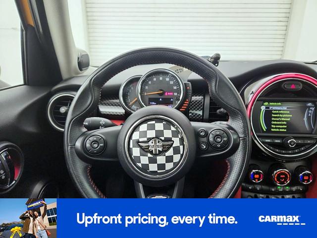 Photo of 2015 Orange MINI Hardtop