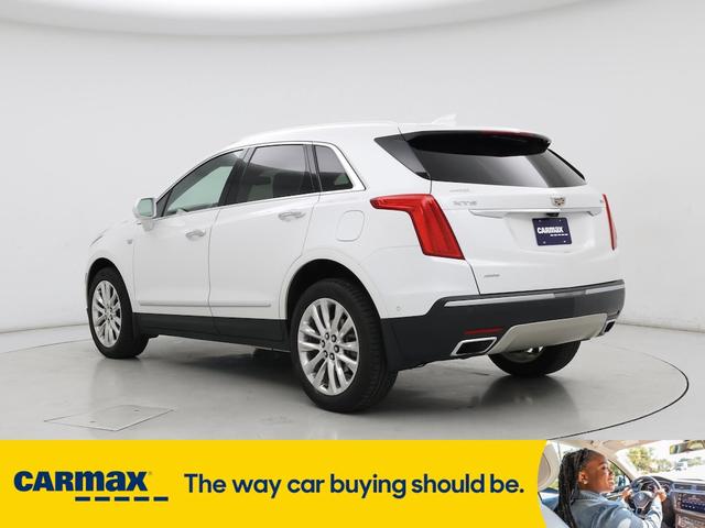 Photo of 2018 White Cadillac XT5