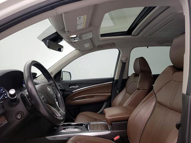 Photo of 2017 White Acura MDX