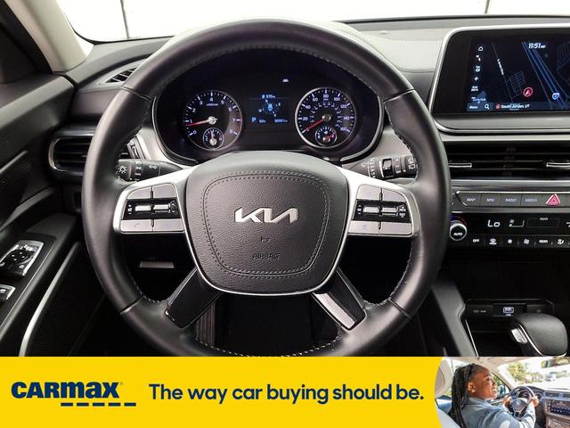 Photo of 2022 White Kia Telluride