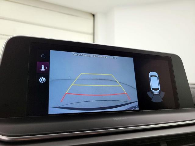 Photo of 2022 White Kia Telluride