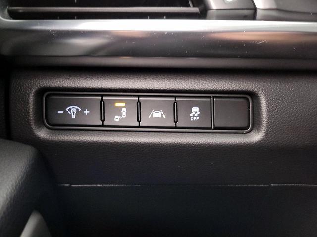 Photo of 2022 White Kia Telluride