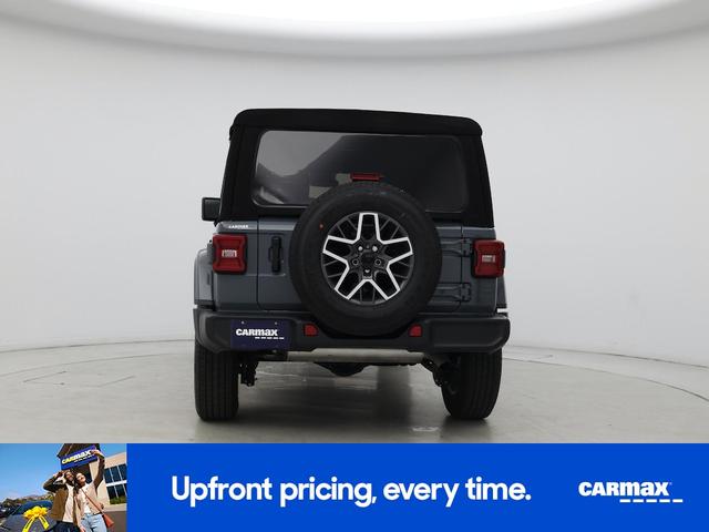 Photo of 2024 Gray Jeep Wrangler