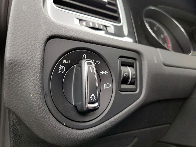 Photo of 2018 Blue Volkswagen Golf