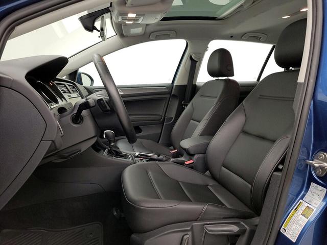 Photo of 2018 Blue Volkswagen Golf