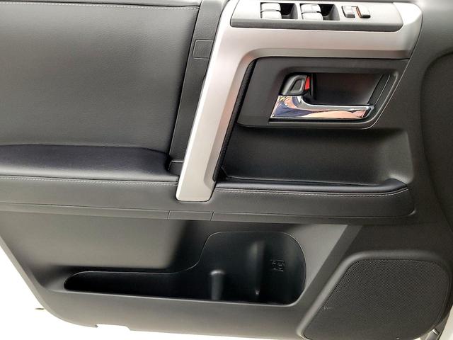 Photo of 2023 White Toyota 4Runner