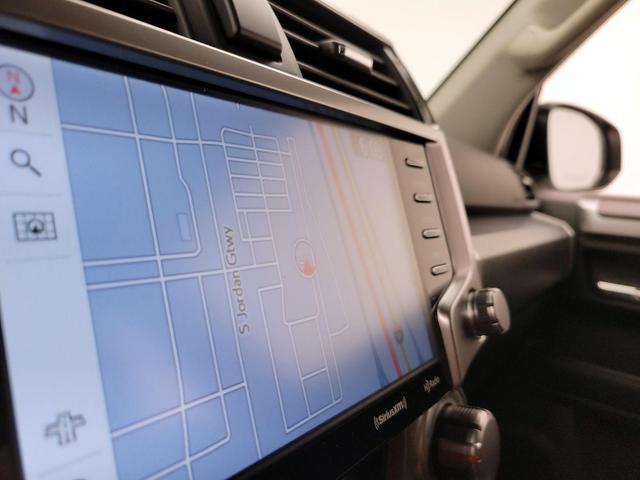 Photo of 2023 White Toyota 4Runner