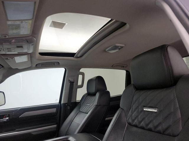 Photo of 2017 Black Toyota Tundra